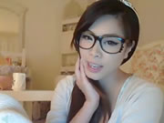 Korean Glasses เด็กผู้หญิง On Webcam